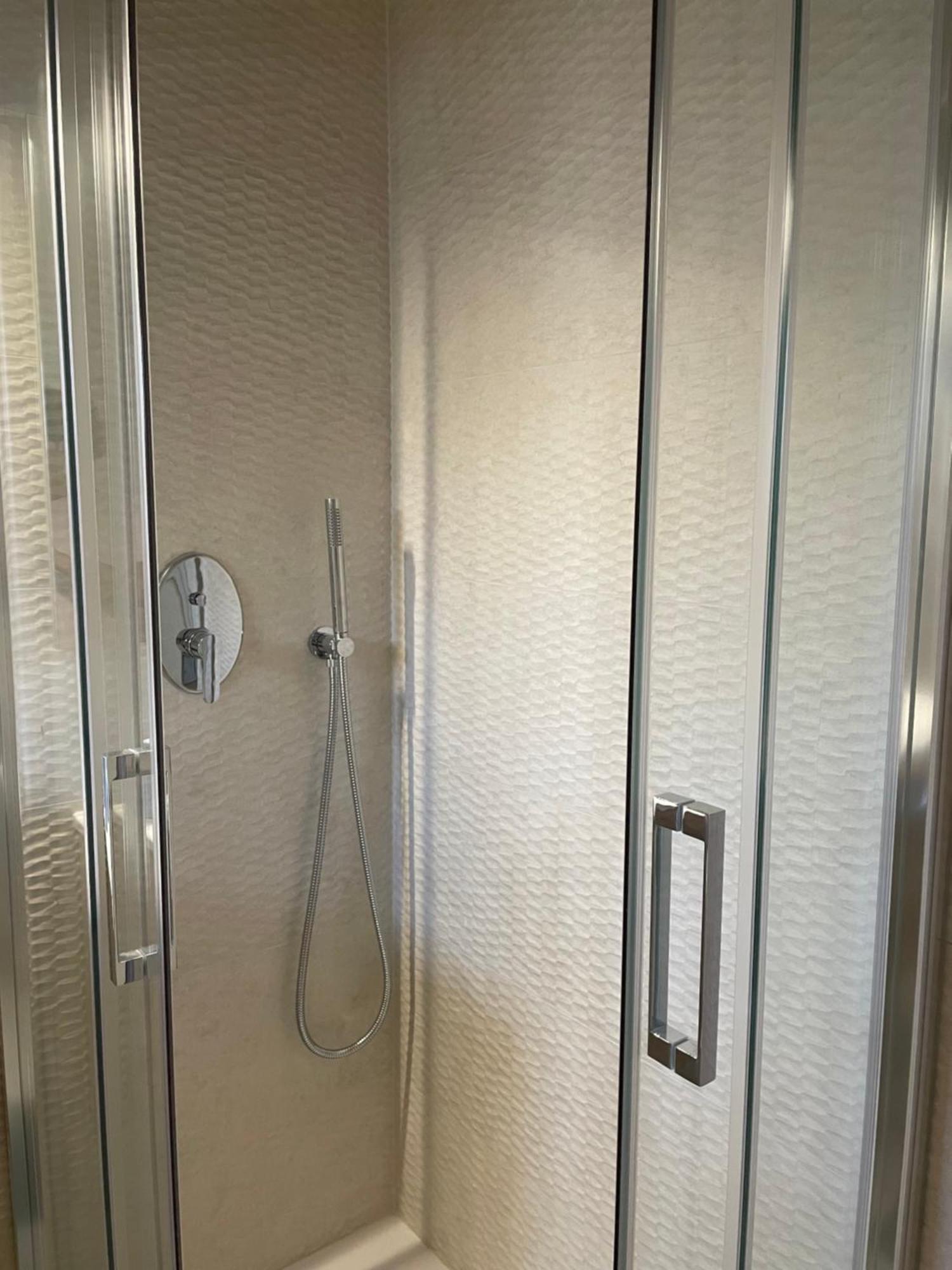 Hermes 14 Bari Exterior foto